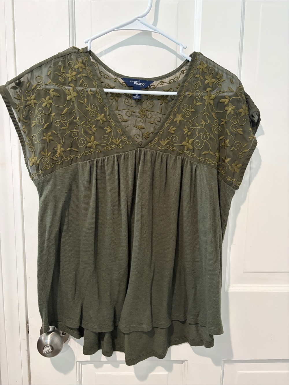 Olive Green Embroidered V-Neck Top Sz Medium